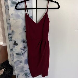 Maroon dress from lulus size medium.